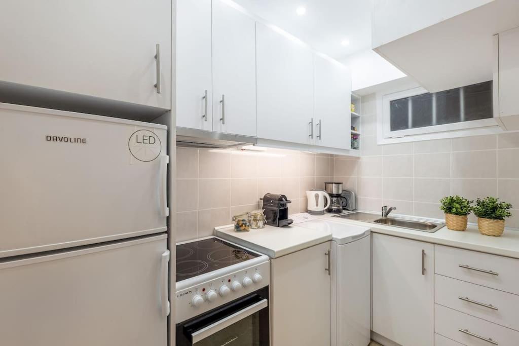 Ferienwohnung Glyfada Center Sea View Apt Athen Exterior foto