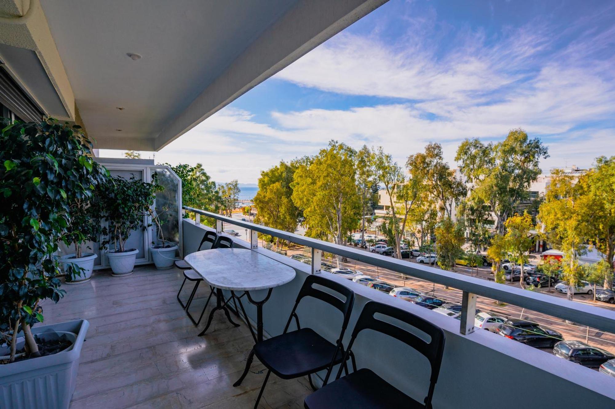 Ferienwohnung Glyfada Center Sea View Apt Athen Exterior foto